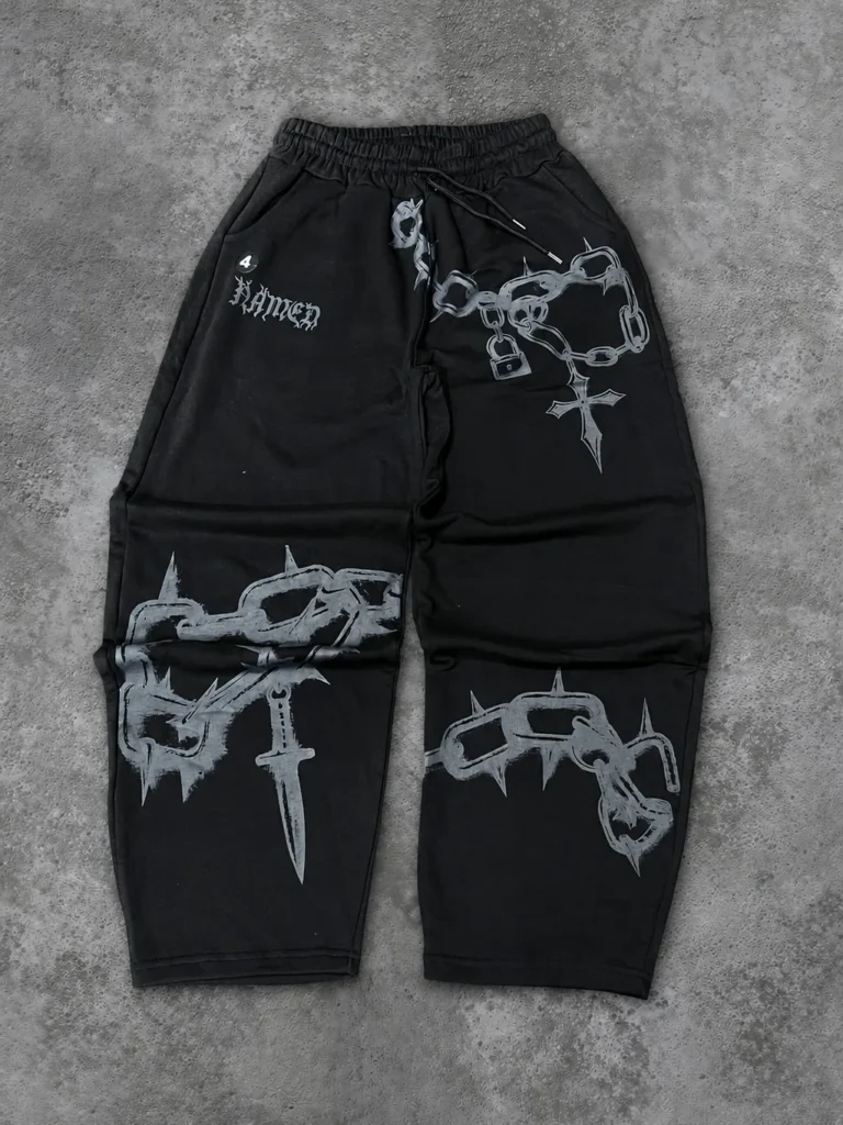 Babucha Frisa Cadenas y Daga - Negro